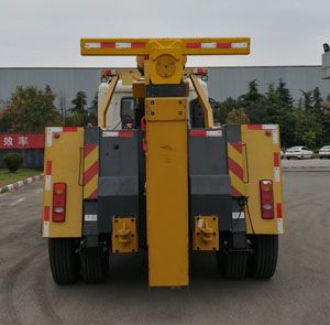 X前四后六轻量化8x2自卸车、前4后6自卸车、前四后六缩短桥自卸车ZJ5162TQZD5型清障车